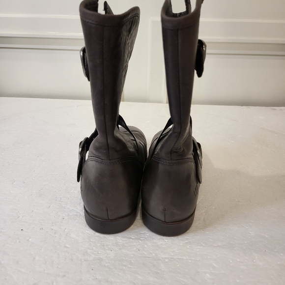UGG women's leather boots - Picture 7 of 16